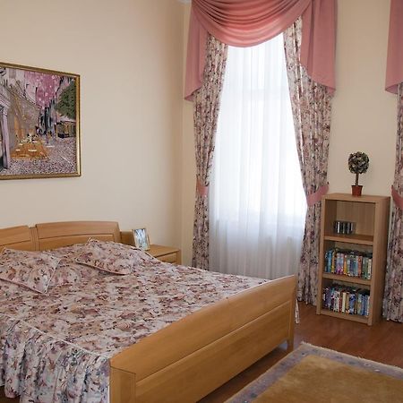 Apartman Na Zahradni Karlovy Vary Rom bilde