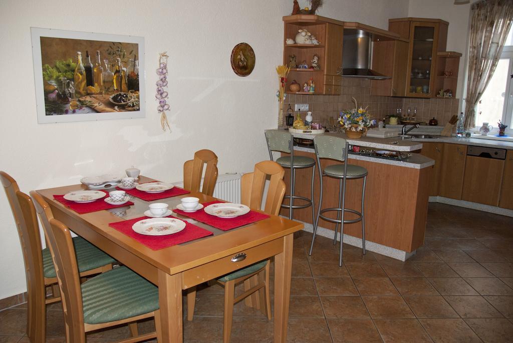 Apartman Na Zahradni Karlovy Vary Rom bilde